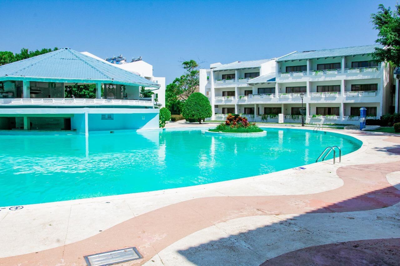 Piscina Riviera del Mar