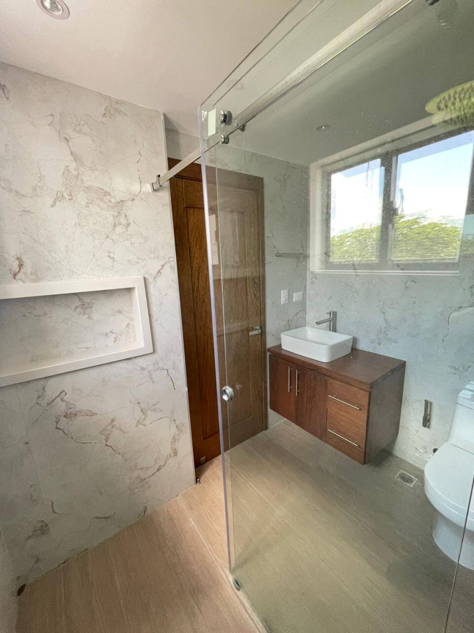 Baño, Torre Detrás de Quintas de Pontezuela, Santiago