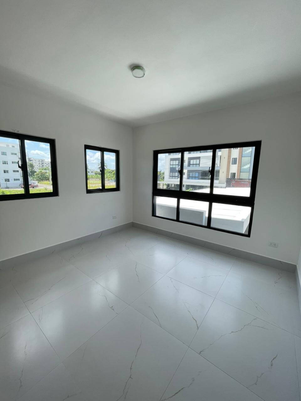 Habitación, Torre Detrás de Quintas de Pontezuela, Santiago