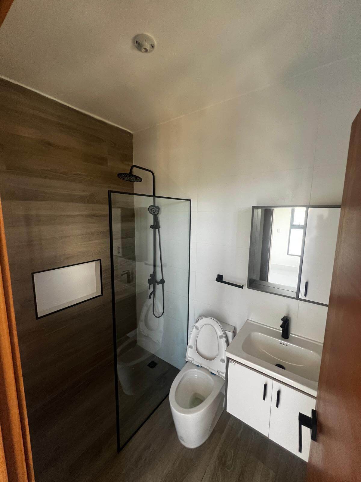 Baño, Torre Cerca del Homs, Santiago