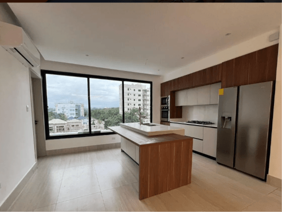 Cocina modular con isla central, Torre en Urbanización Thomen, Santiago