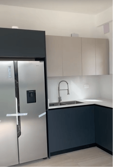 Cocina con nevera, Apartamento en alquiler en La Trinitaria, Santiago