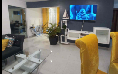 Sala de apartamento amueblado en Llanos de Gurabo, Santiago