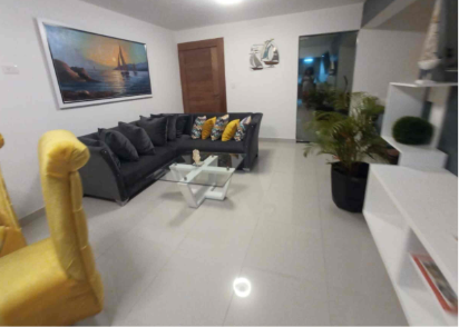 Salón de apartamento amueblado en Llanos de Gurabo, Santiago