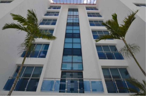 Torre de apartamentos en Llanos de Gurabo, Santiago