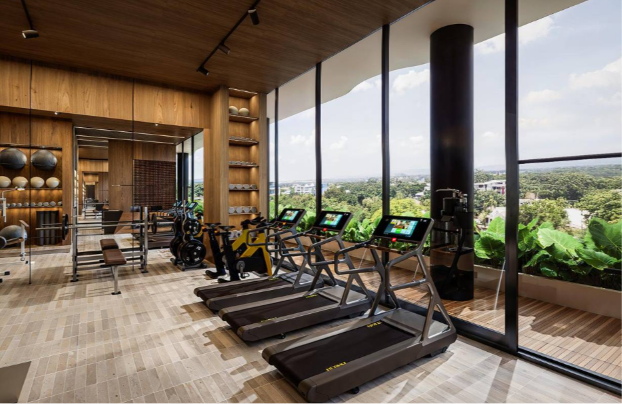 031 Tower — gimnasio